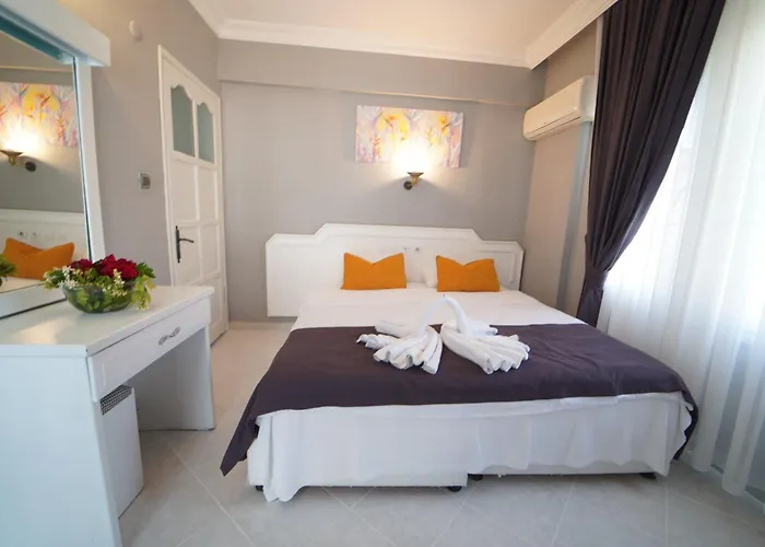 Servet Aparthotel *